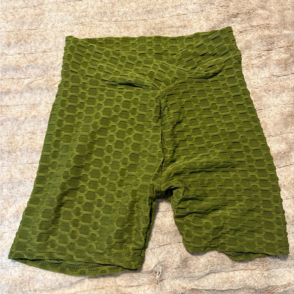 Olive Green Textured Women's Shorts